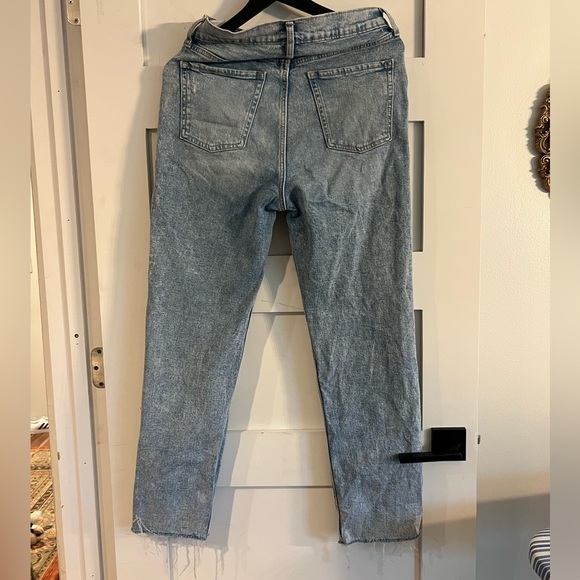 Light Washed Distress Blue Jeans - Picture 2 of 2